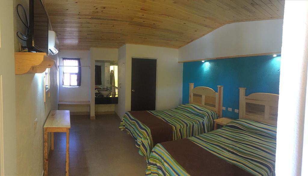 קריל Hotel Hacienda Bustillos מראה חיצוני תמונה